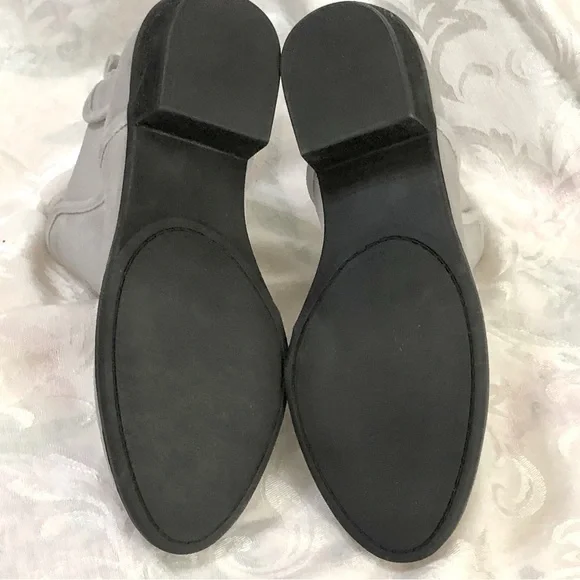 Isaac Mizrahi Live Chelsea Boots Suede Light Grey Cement Gloria sz 10 New No Box - Picture 9 of 11